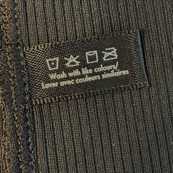 All Access T-Back Tank Top w/Shelf Bra M - Picture 6 of 7